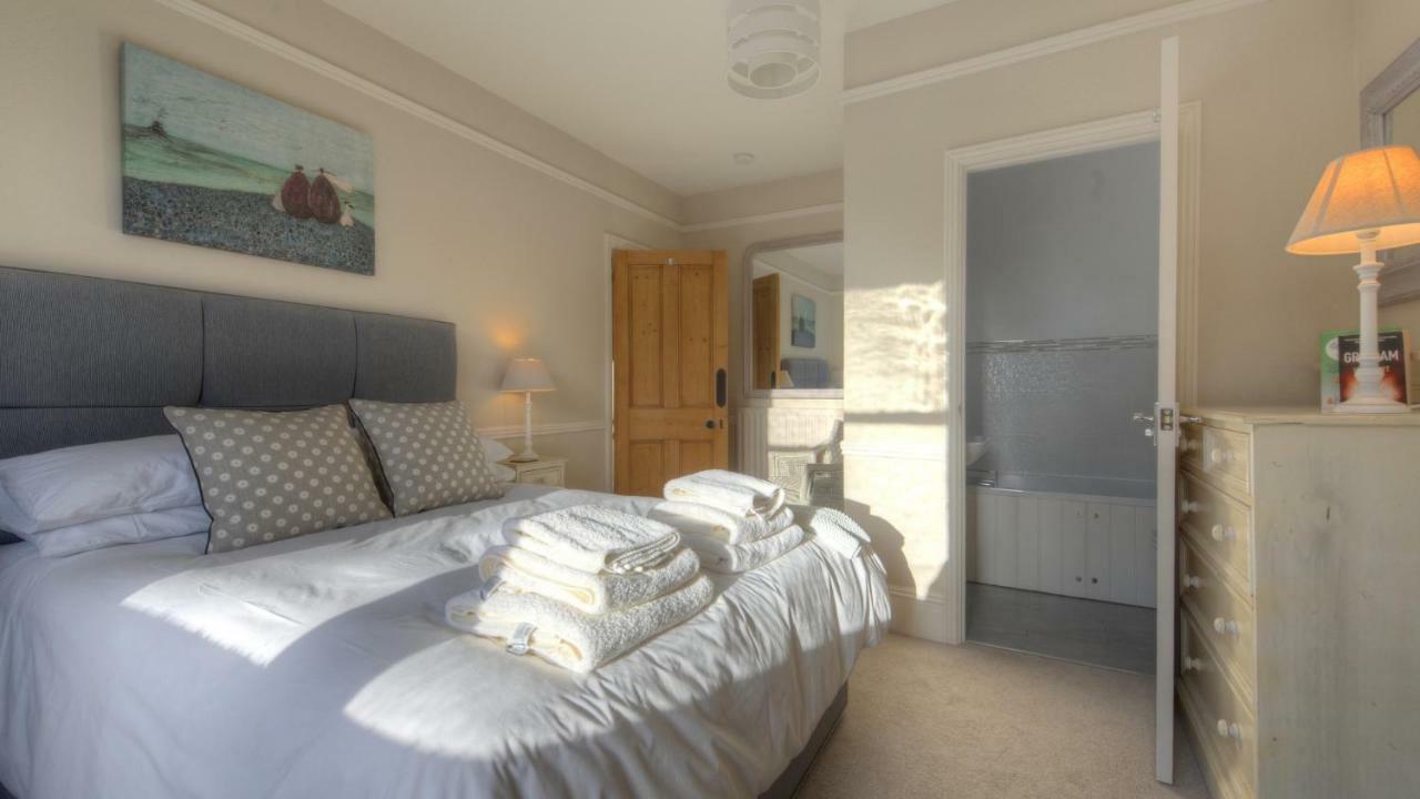 2 Hadleigh Villas ไลม์รีจิส ภายนอก รูปภาพ
